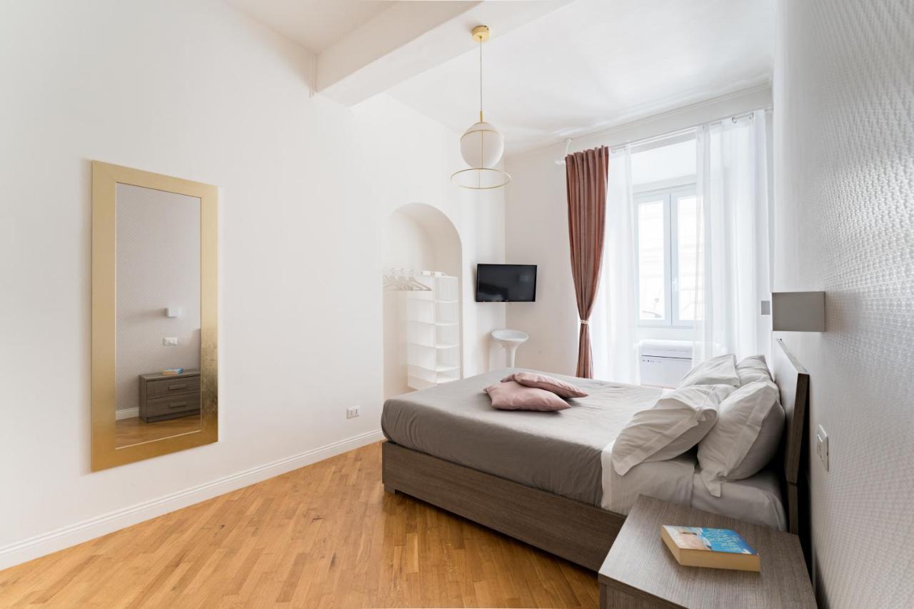 Famm Apartments - Charming And Cozy Flat At Pantheon Rome Bagian luar foto